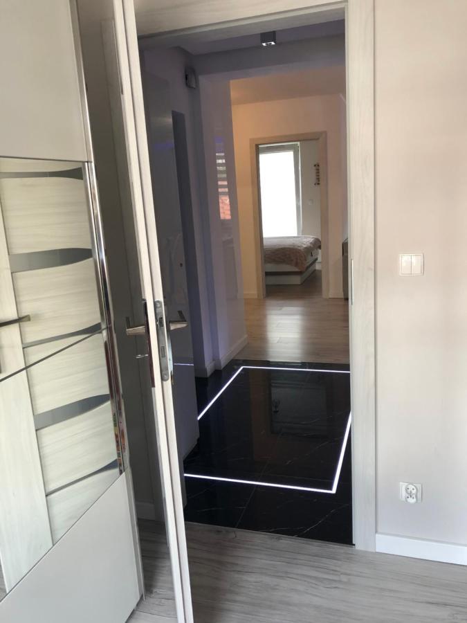 Apartament Zatoka Deluxe Z Ogrodem Appartement Debogorze Buitenkant foto