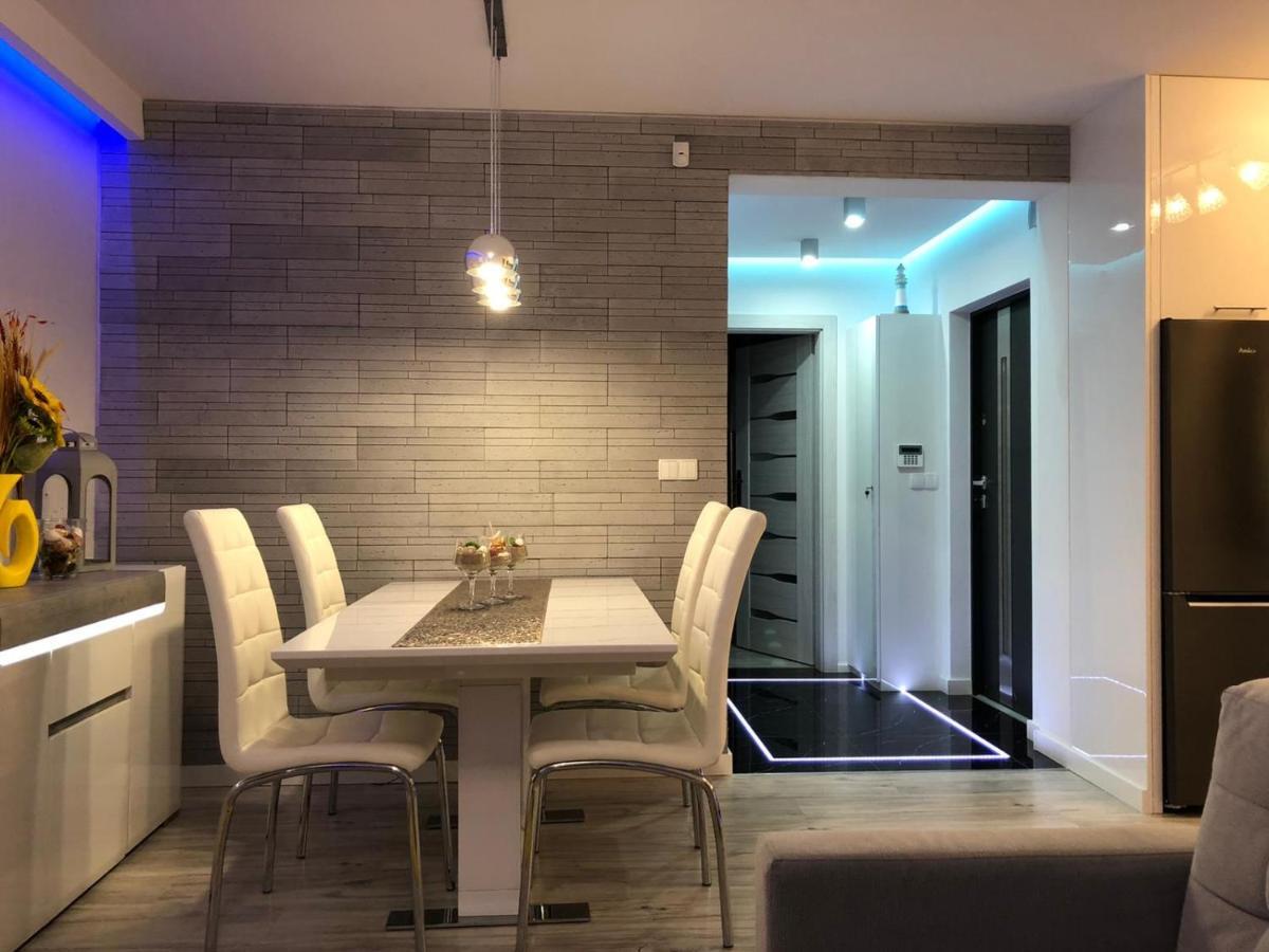 Apartament Zatoka Deluxe Z Ogrodem Appartement Debogorze Buitenkant foto